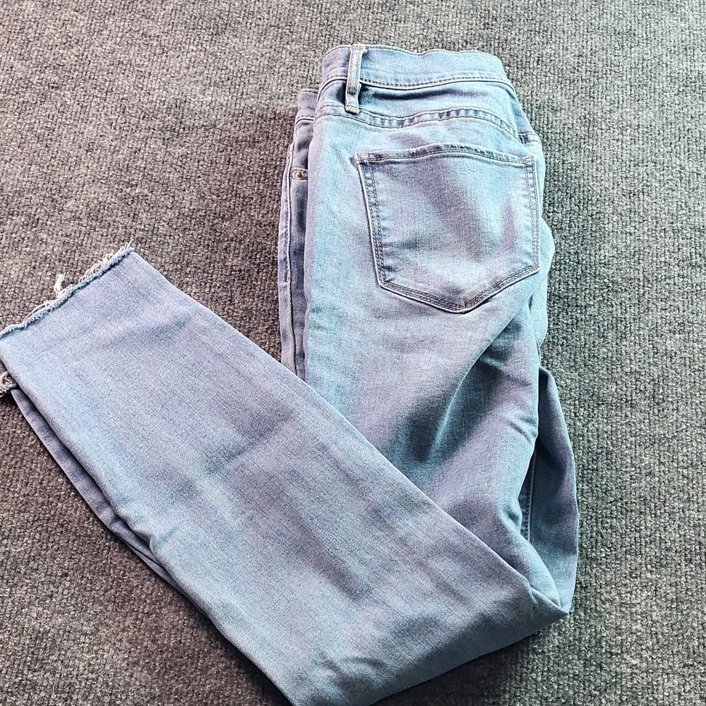 SOHO Jeans New York‎ Company Womens Size 2 Light Wash Distressed Ankle Jeans